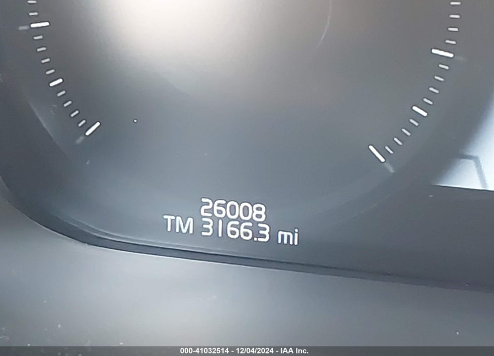 2021 VOLVO XC60 T5 MOMENTUM VIN: YV4102DK5M1860212