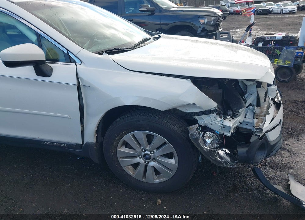 2018 SUBARU OUTBACK 2.5I PREMIUM VIN: 4S4BSACC3J3329642