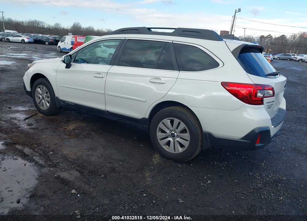 2018 SUBARU OUTBACK 2.5I PREMIUM VIN: 4S4BSACC3J3329642