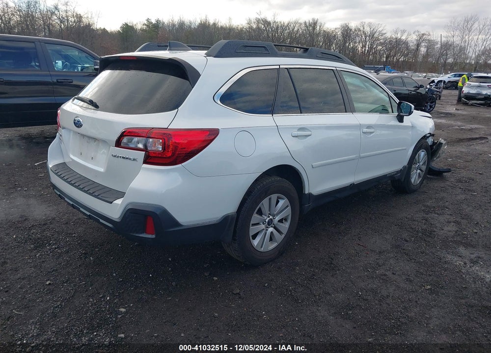 2018 SUBARU OUTBACK 2.5I PREMIUM VIN: 4S4BSACC3J3329642