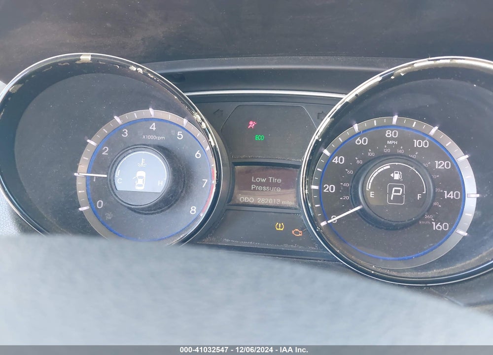 2013 HYUNDAI SONATA VIN: 5NPEB4AC2DH703270
