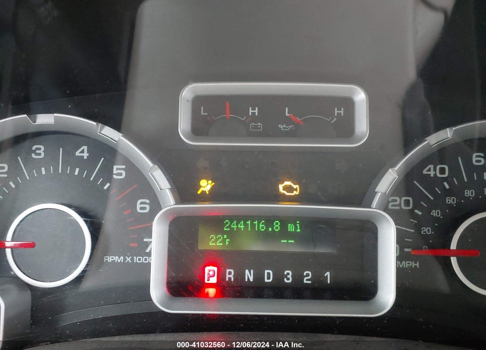 2008 FORD EXPEDITION XLT VIN: 1FMFU16538LA66748