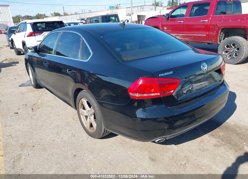 2012 VOLKSWAGEN PASSAT 2.5L SE VIN: 1VWBP7A34CC065455