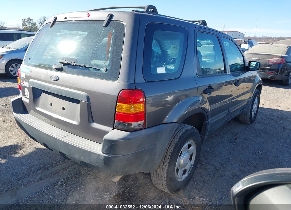 2004 FORD ESCAPE XLS VIN: 1FMYU02194KA14904