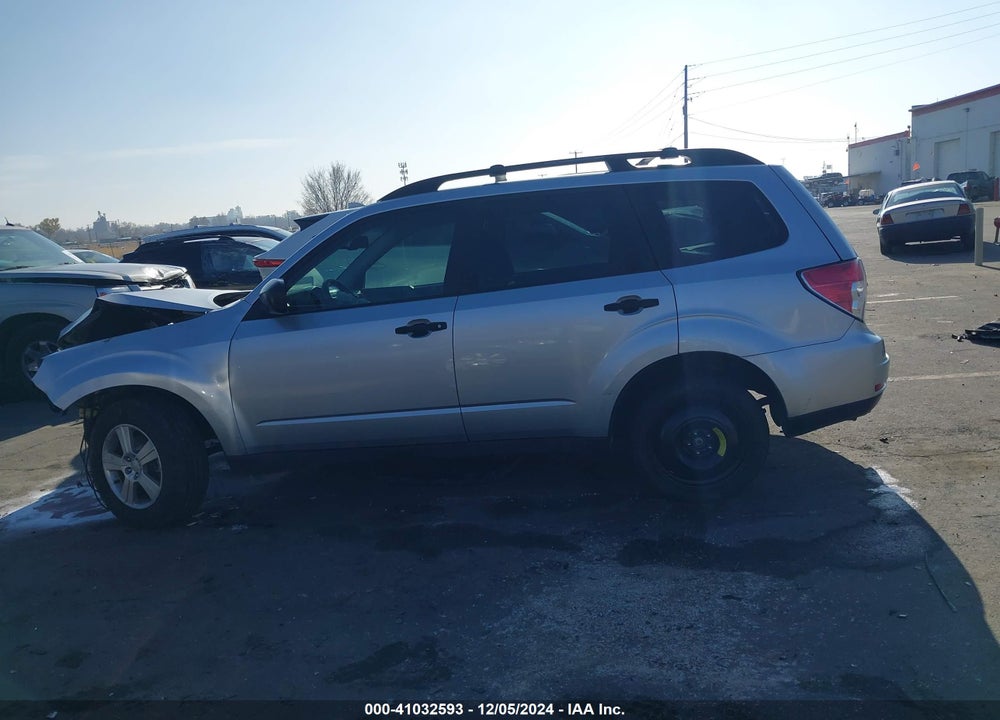 2011 SUBARU FORESTER 2.5X VIN: JF2SHABC2BH713311