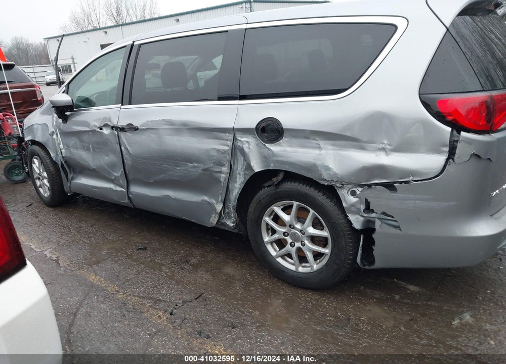 2019 CHRYSLER PACIFICA TOURING VIN: 2C4RC1DG2KR638562
