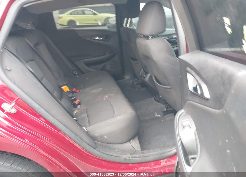 2019 CHEVROLET MALIBU VIN: 1G1ZD5ST5KF181590