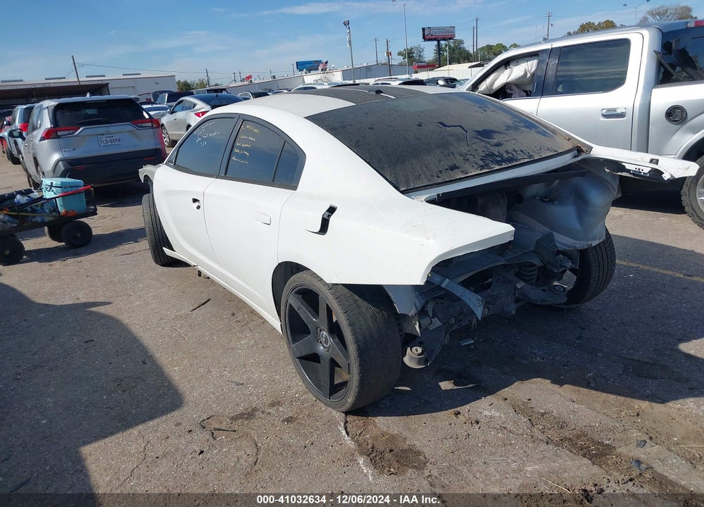 2015 DODGE CHARGER VIN: 2C3CDXBG8FH840640
