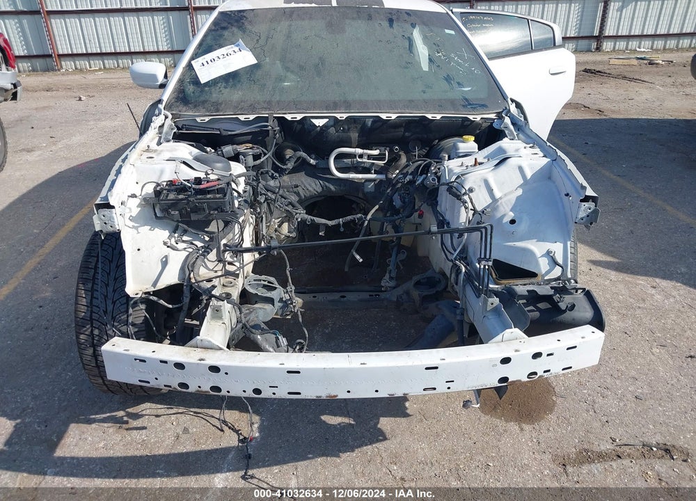 2015 DODGE CHARGER VIN: 2C3CDXBG8FH840640