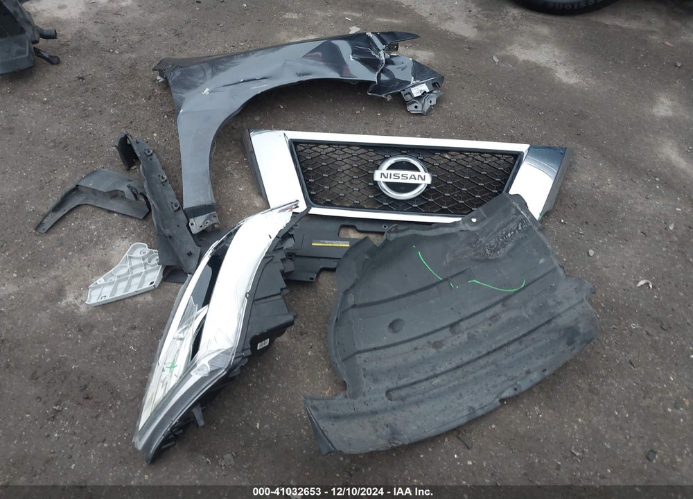 2014 NISSAN PATHFINDER SV VIN: 5N1AR2MM9EC725665