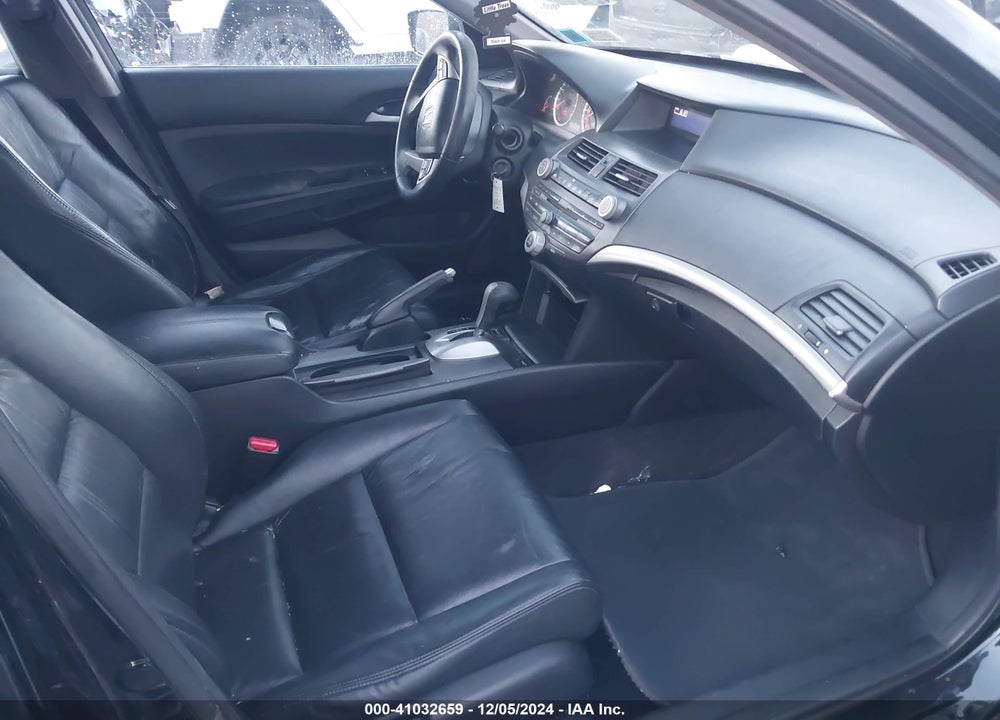 2012 HONDA ACCORD 2.4 SE VIN: 1HGCP2F67CA205752