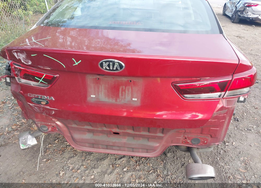 2020 KIA OPTIMA SE VIN: 5XXGT4L33LG429705