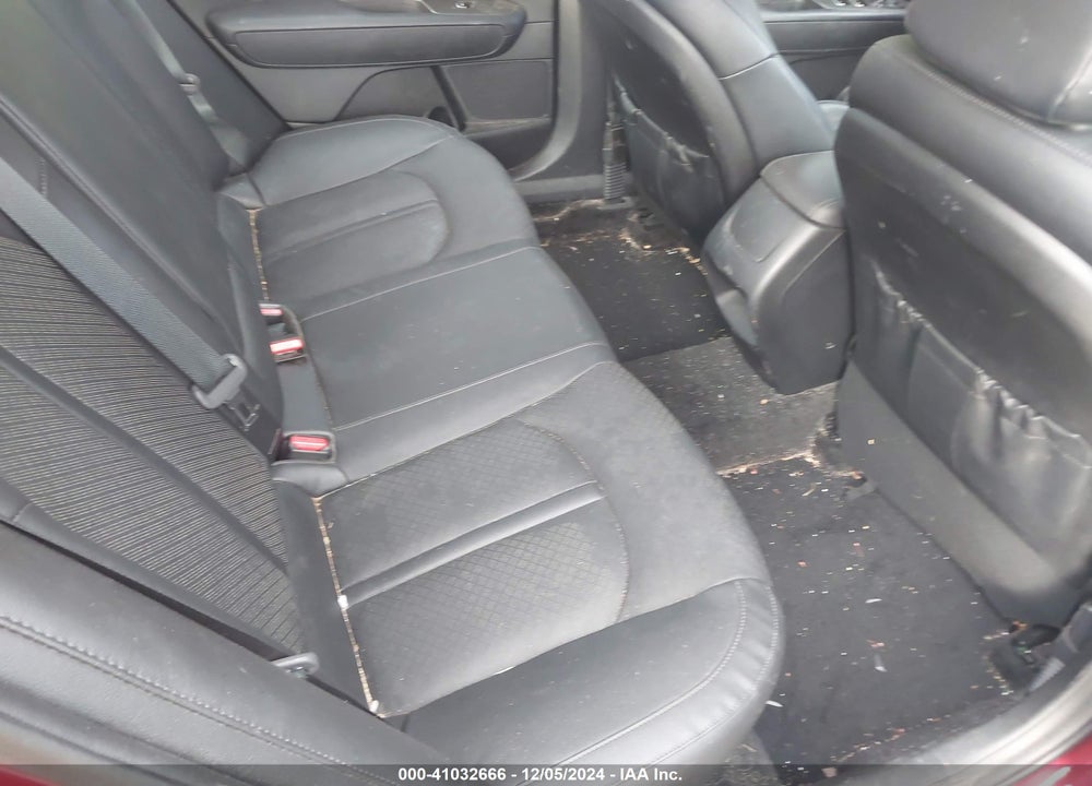2020 KIA OPTIMA SE VIN: 5XXGT4L33LG429705