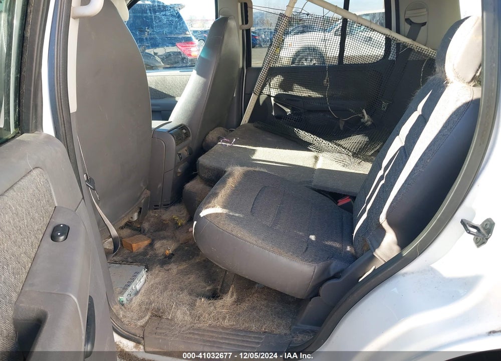 2002 FORD EXPLORER XLS VIN: 1FMZU62EX2ZA19852