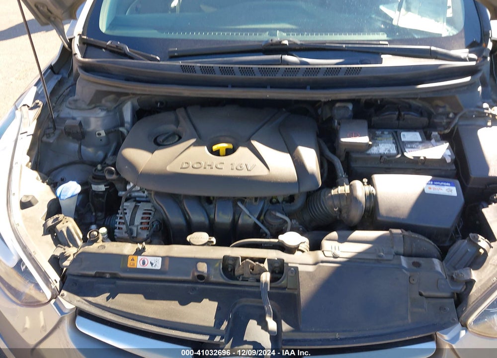 2014 HYUNDAI ELANTRA SE VIN: KMHDH4AEXEU158062