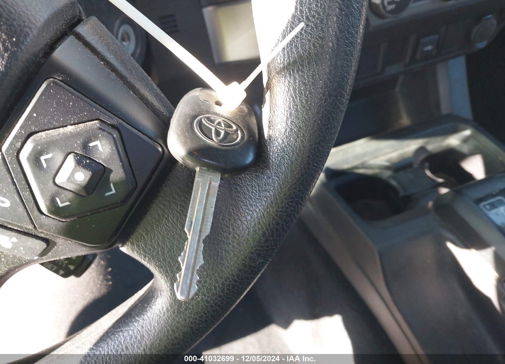 2022 TOYOTA TACOMA VIN: 3TYRX5GN4NT037031