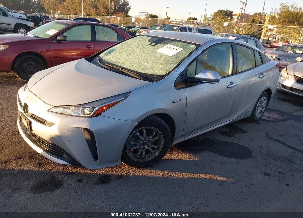 2021 TOYOTA PRIUS LE VIN: JTDKAMFUXM3132243