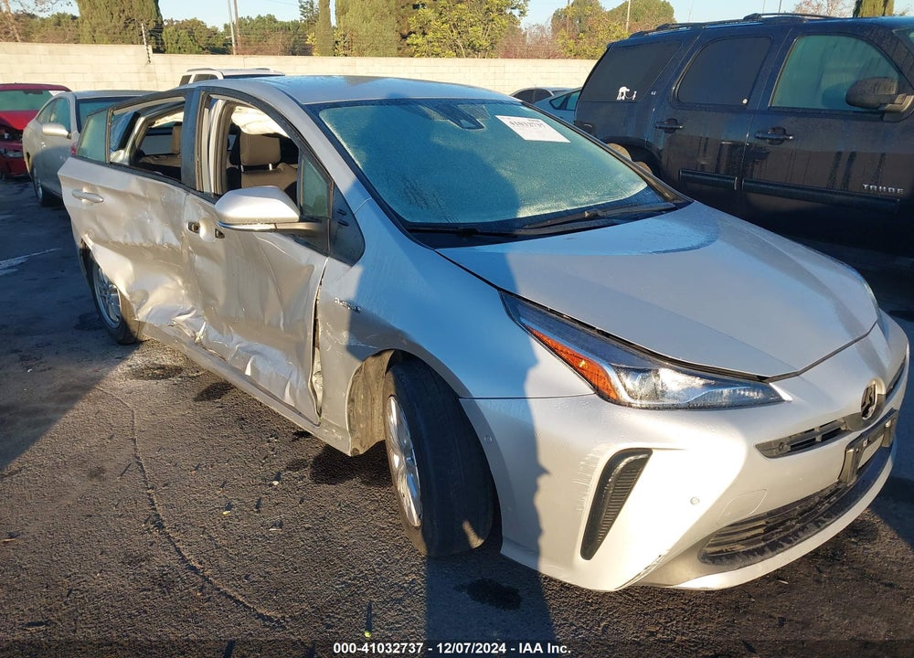 2021 TOYOTA PRIUS LE VIN: JTDKAMFUXM3132243