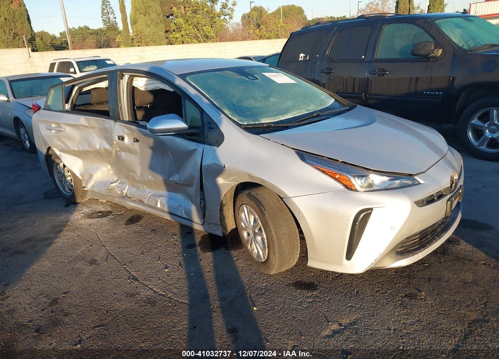 2021 TOYOTA PRIUS LE VIN: JTDKAMFUXM3132243