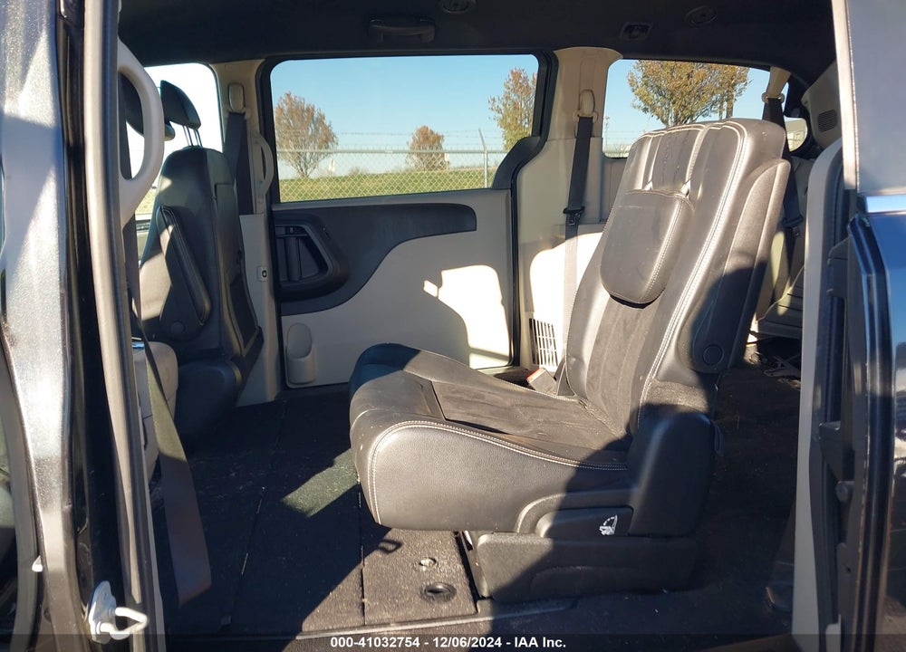 2017 DODGE GRAND CARAVAN SXT VIN: 2C4RDGCG6HR857552
