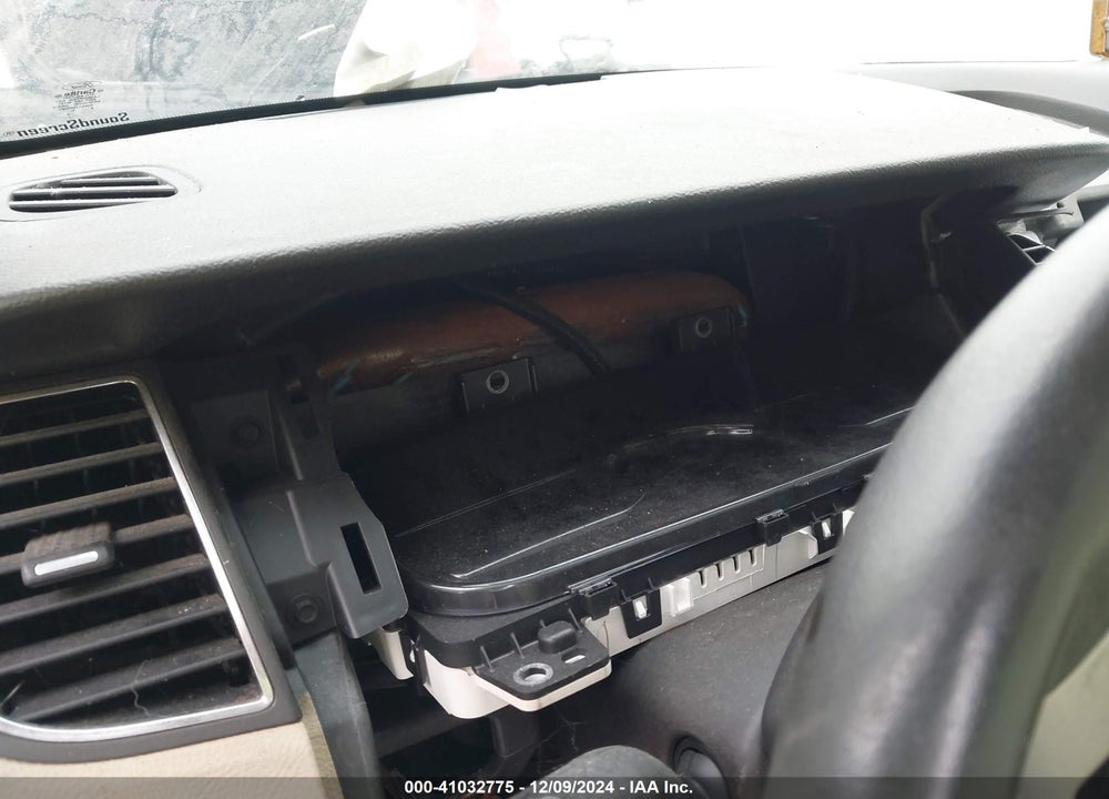 2014 FORD TAURUS SEL VIN: 1FAHP2E83EG186744