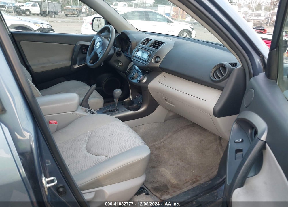 2012 TOYOTA RAV4 VIN: 2T3ZF4DV9CW138672