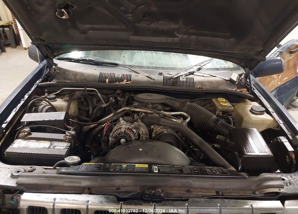1993 JEEP GRAND CHEROKEE SPORT VIN: 1J4GZ88YXPC543565