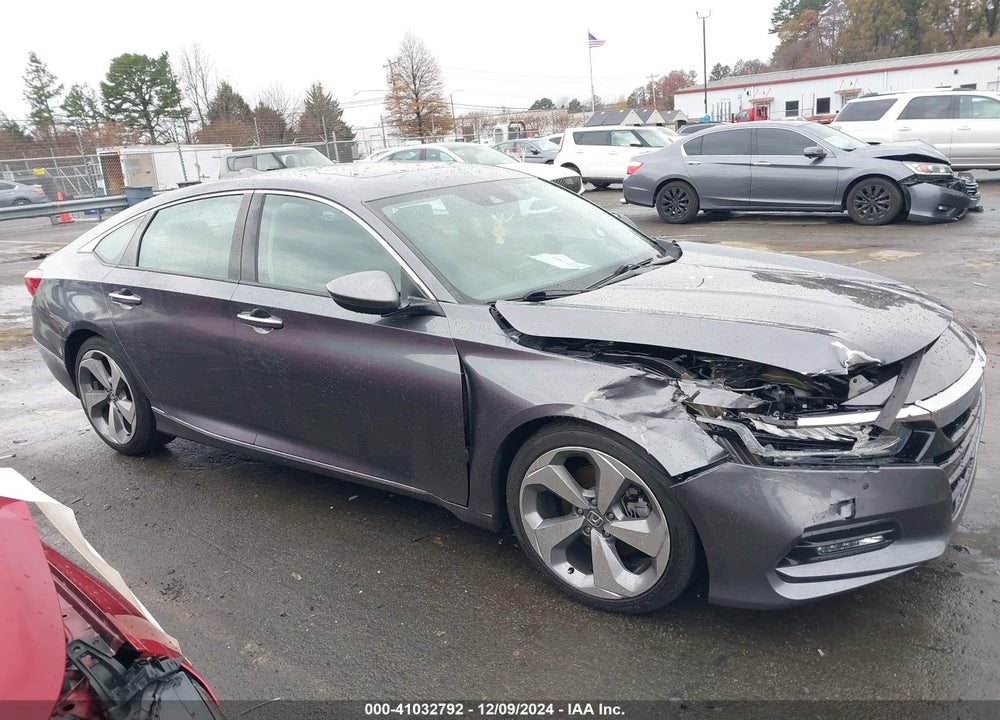 2018 HONDA ACCORD TOURING VIN: 1HGCV1F96JA146796