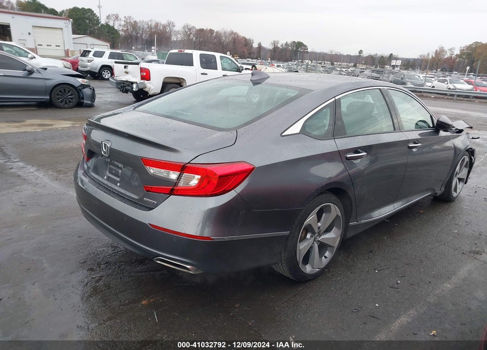 2018 HONDA ACCORD TOURING VIN: 1HGCV1F96JA146796