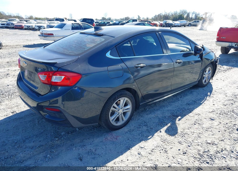 2017 CHEVROLET CRUZE LT AUTO VIN: 1G1BE5SM2H7183808