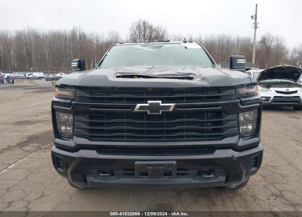 2024 CHEVROLET SILVERADO 2500HD 4WD STANDARD BED CUSTOM VIN: 1GC4YME79RF111566
