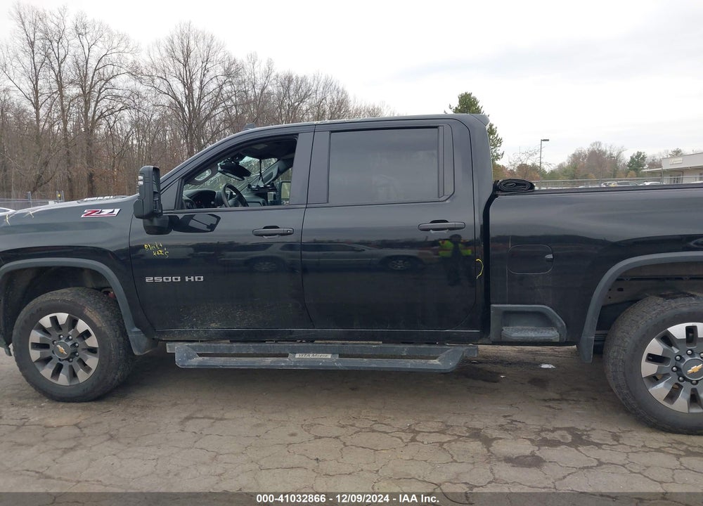 2024 CHEVROLET SILVERADO 2500HD 4WD STANDARD BED CUSTOM VIN: 1GC4YME79RF111566