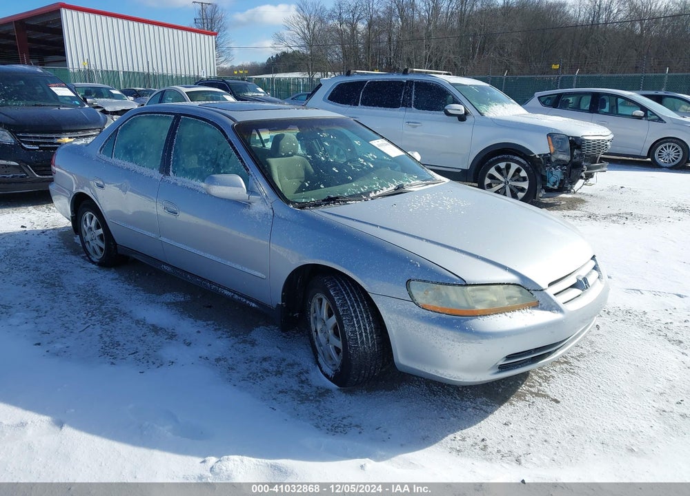 2002 HONDA ACCORD 2.3 SE VIN: 1HGCG56772A138417