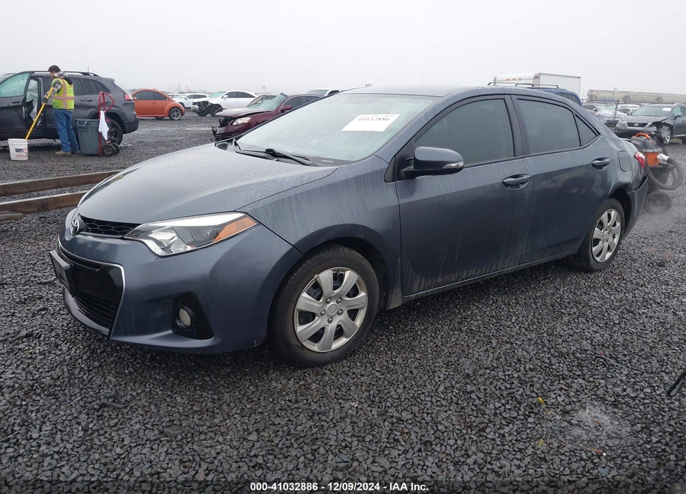 2015 TOYOTA COROLLA VIN: 5YFBURHE5FP203689