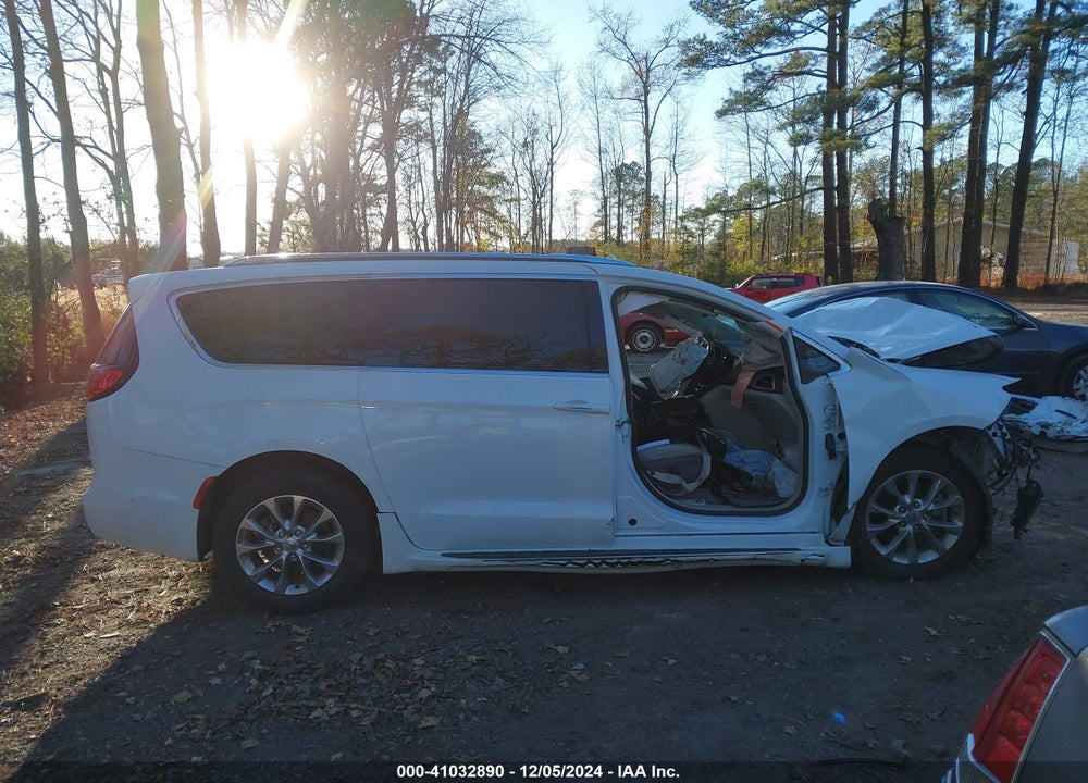 2021 CHRYSLER PACIFICA TOURING L VIN: 2C4RC1BG5MR598984