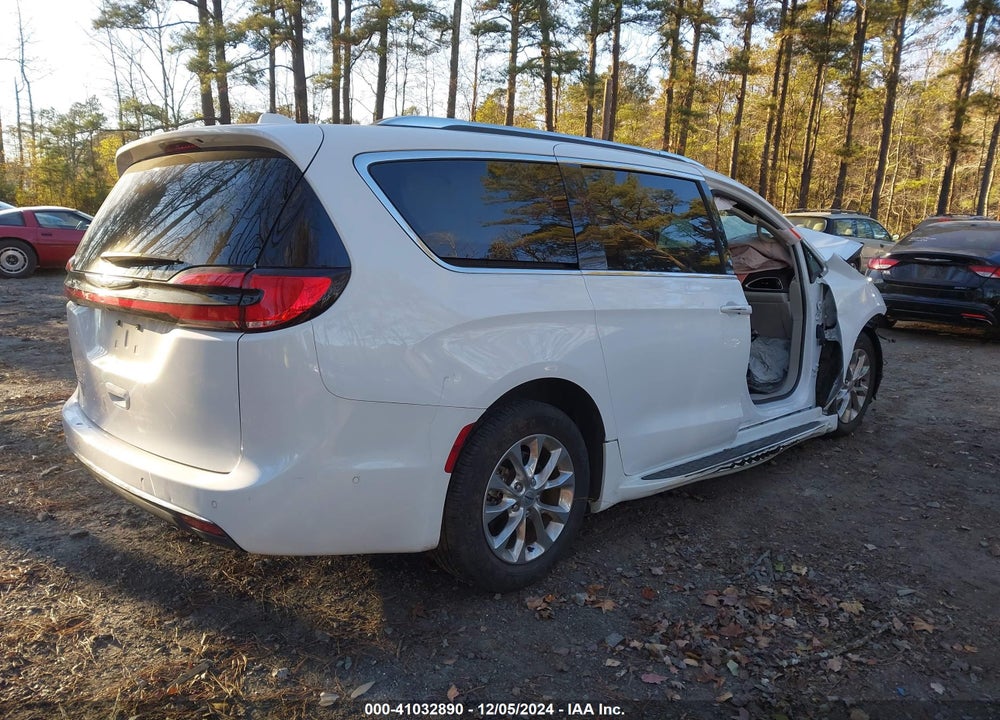 2021 CHRYSLER PACIFICA TOURING L VIN: 2C4RC1BG5MR598984