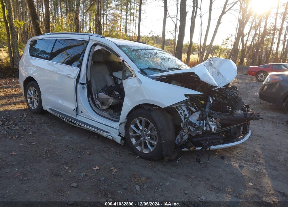 2021 CHRYSLER PACIFICA TOURING L VIN: 2C4RC1BG5MR598984
