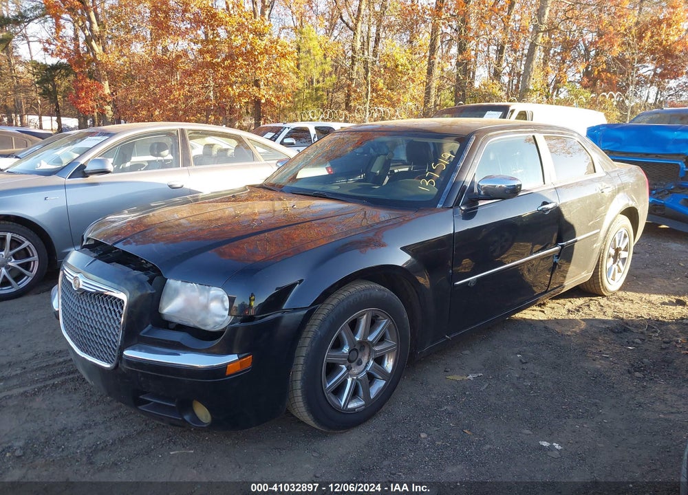 2010 CHRYSLER 300 VIN: 2C3CA3CV5AH137519