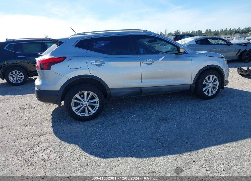 2017 NISSAN ROGUE SPORT SV VIN: JN1BJ1CP8HW011084