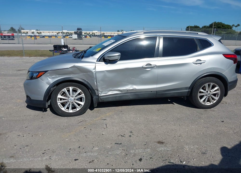 2017 NISSAN ROGUE SPORT SV VIN: JN1BJ1CP8HW011084