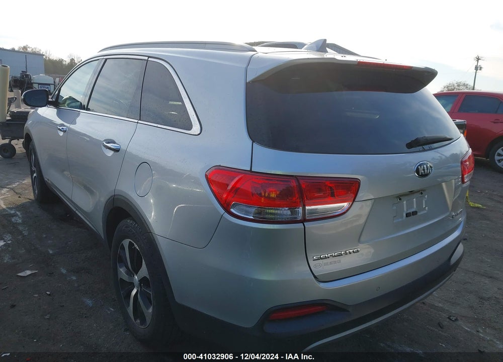 2017 KIA SORENTO 2.0T EX VIN: 5XYPHDA18HG286689
