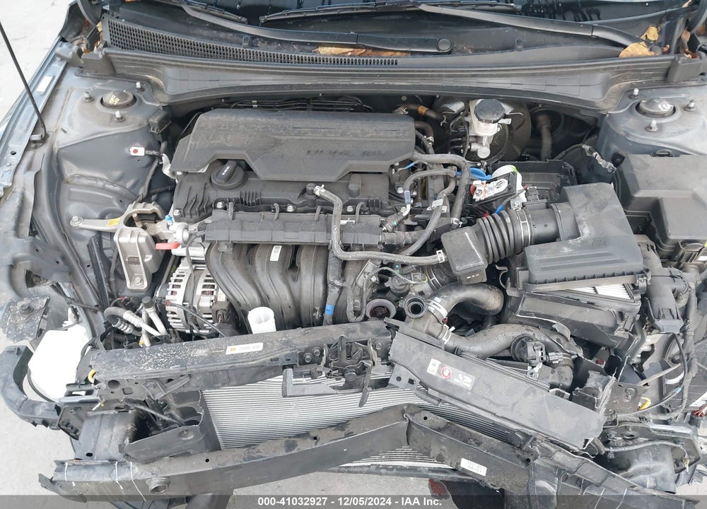 2024 HYUNDAI ELANTRA VIN: KMHLM4DG9RU779237