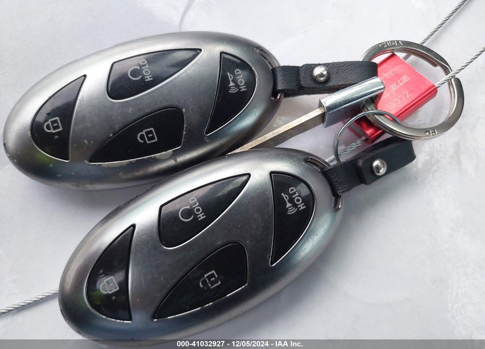 2024 HYUNDAI ELANTRA VIN: KMHLM4DG9RU779237