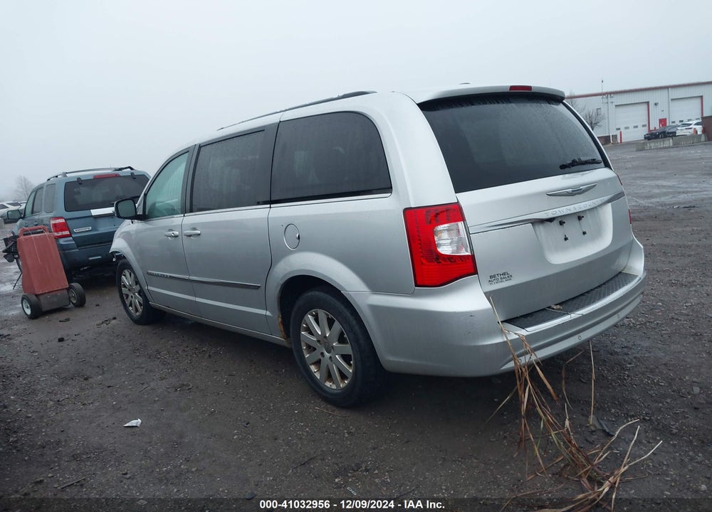 2011 CHRYSLER TOWN & COUNTRY TOURING-L VIN: 2A4RR8DG0BR760130