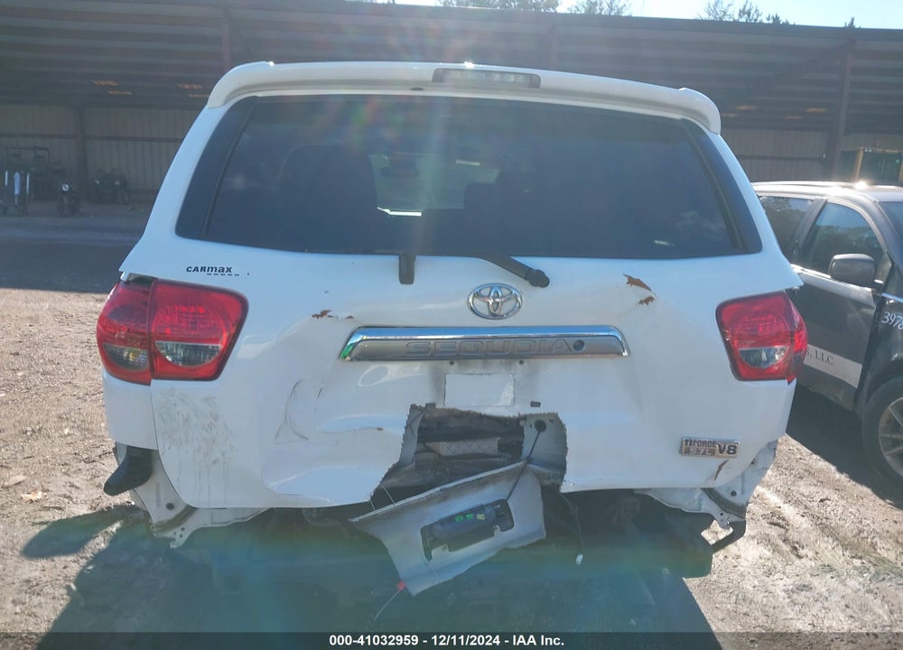 2013 TOYOTA SEQUOIA LIMITED 5.7L V8 VIN: 5TDKY5G10DS048551