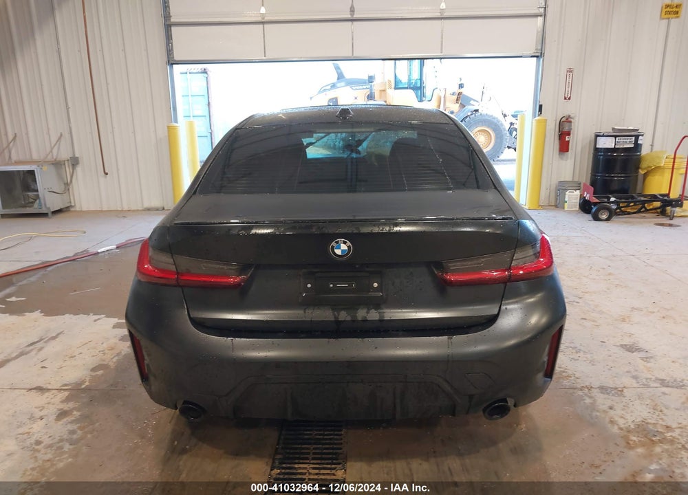 2024 BMW 3 SERIES VIN: 3MW89FF08R8E46559