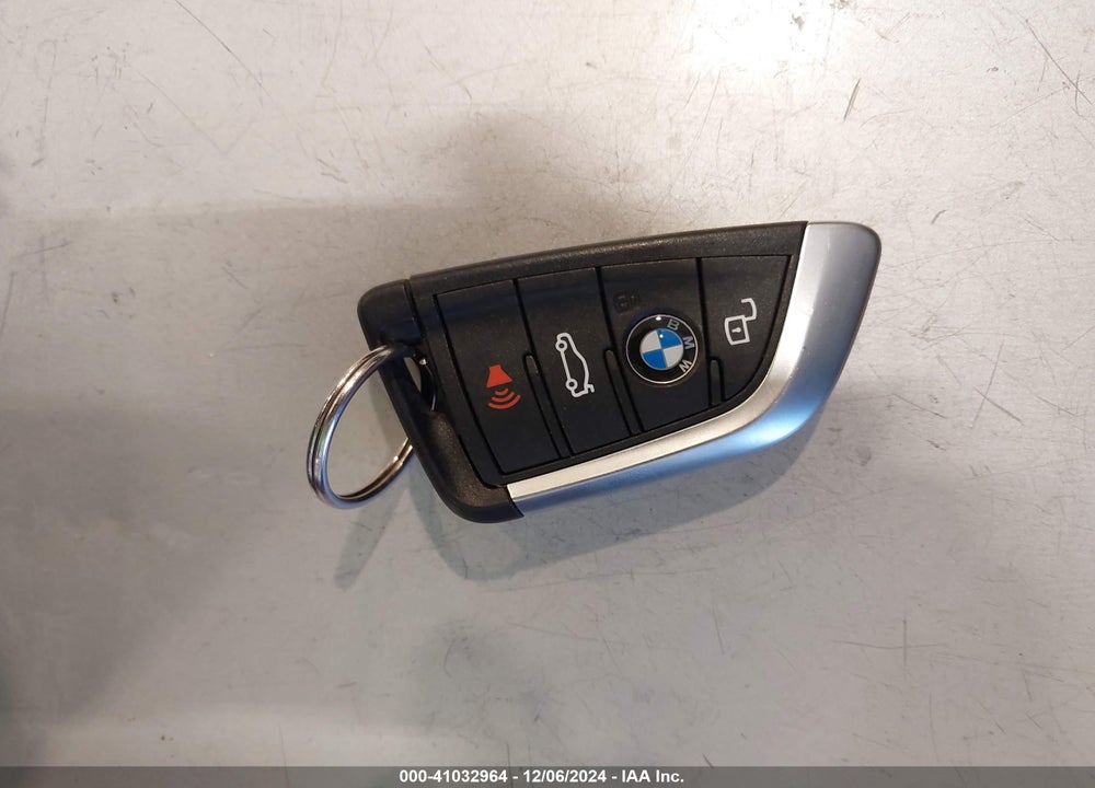 2024 BMW 3 SERIES VIN: 3MW89FF08R8E46559