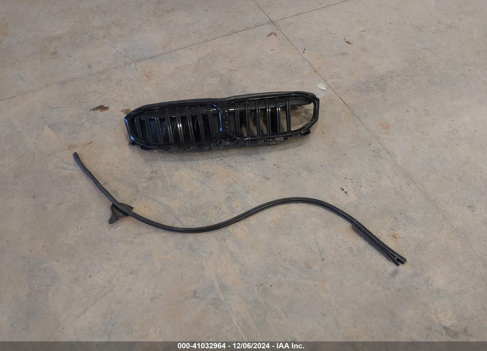 2024 BMW 3 SERIES VIN: 3MW89FF08R8E46559