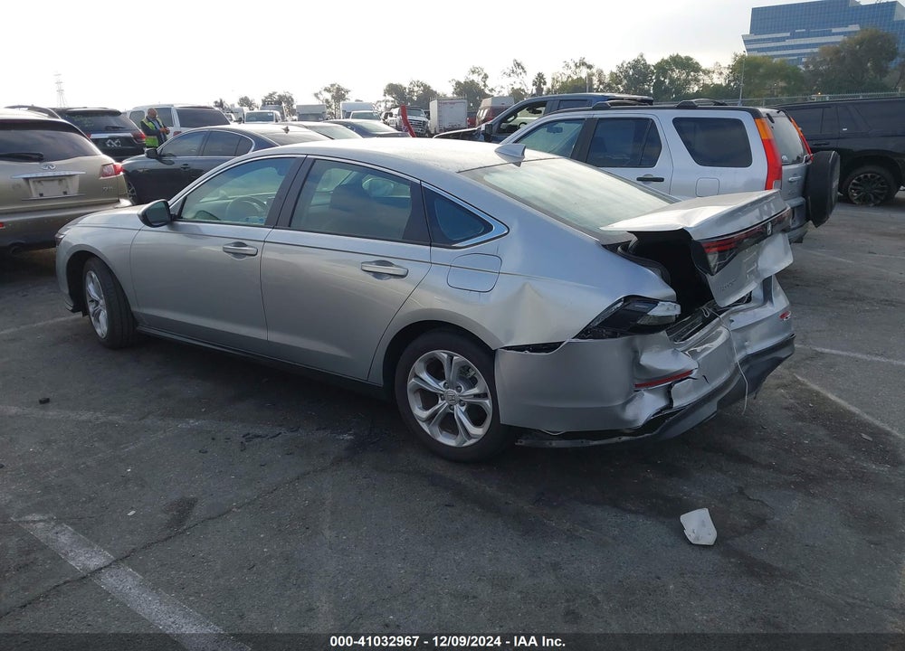 2024 HONDA ACCORD LX VIN: 1HGCY1F28RA032367