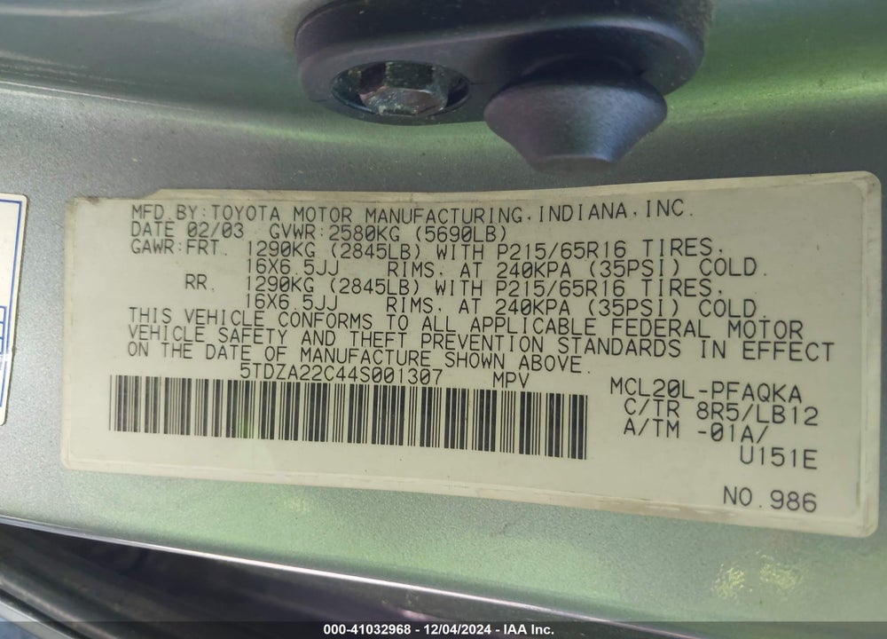 2004 TOYOTA SIENNA XLE VIN: 5TDZA22C44S001307